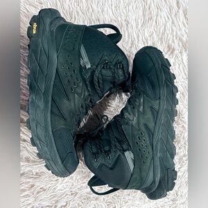 HOKA Anacapa Breeze Mid Men’s Black/Black - Size 9.5- Men’s “no sole inserts”